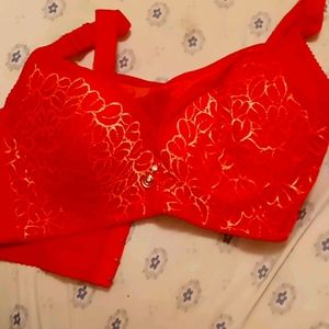 32 B Bra
